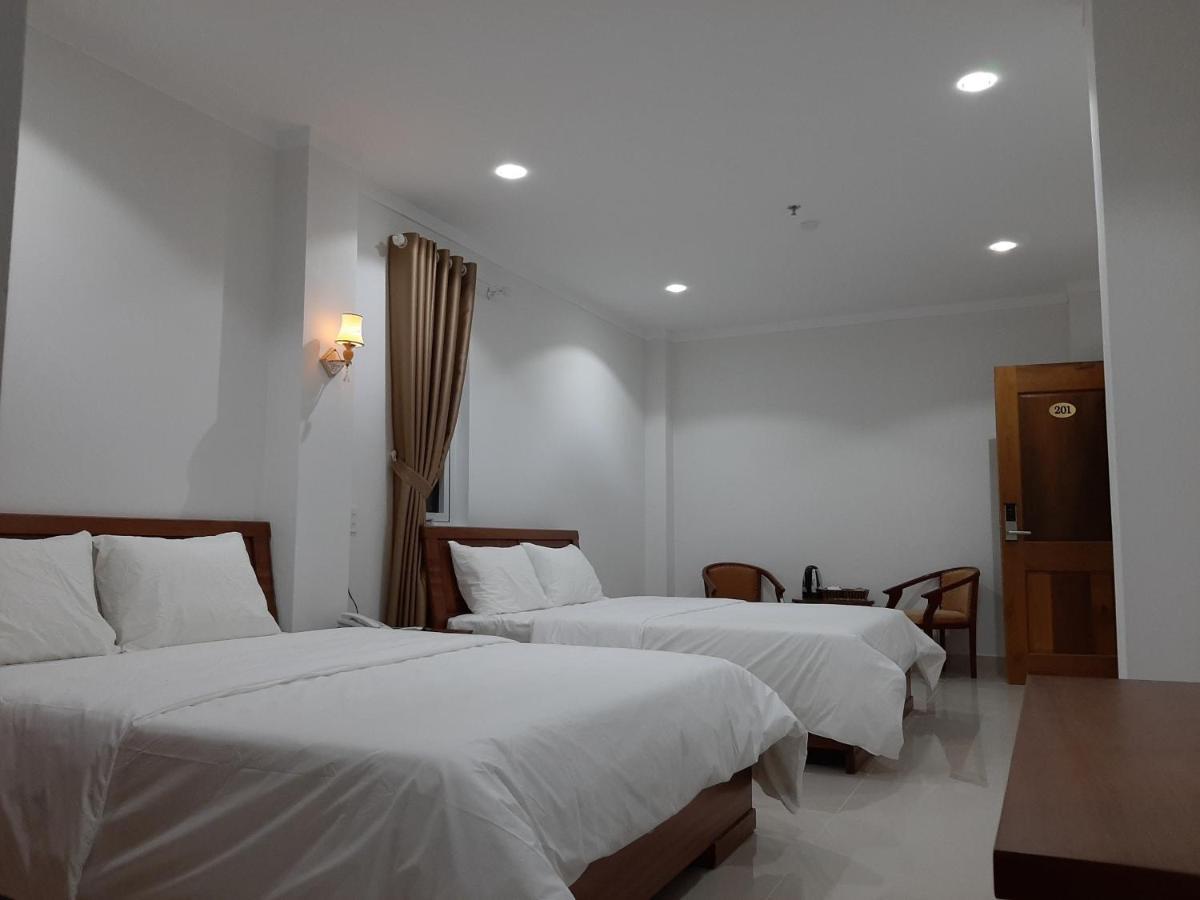 Minh Manh Hotel 2 Pleiku Εξωτερικό φωτογραφία